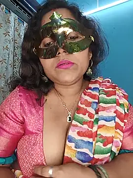 Snapshot of hevensex143 chatting on May 19, 2026, 7:53 pm hevensex143 online show from May 19, 2026, 7:53 pm