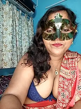 Snapshot of hevensex143 chatting on July 13, 2026, 7:38 pm hevensex143 online show from July 13, 2026, 7:38 pm
