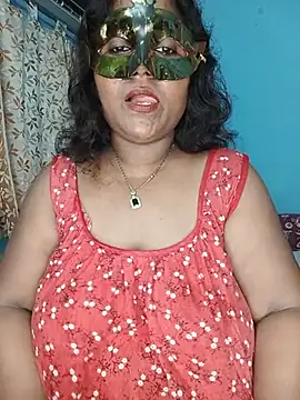 Snapshot of hevensex143 chatting on July 14, 2026, 10:21 am hevensex143 online show from July 14, 2026, 10:21 am