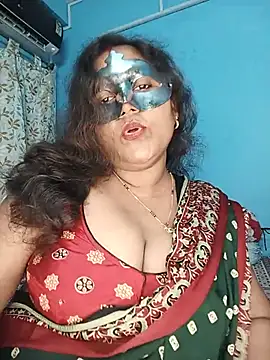 Snapshot of hevensex143 chatting on July 31, 2026, 7:13 pm hevensex143 online show from July 31, 2026, 7:13 pm