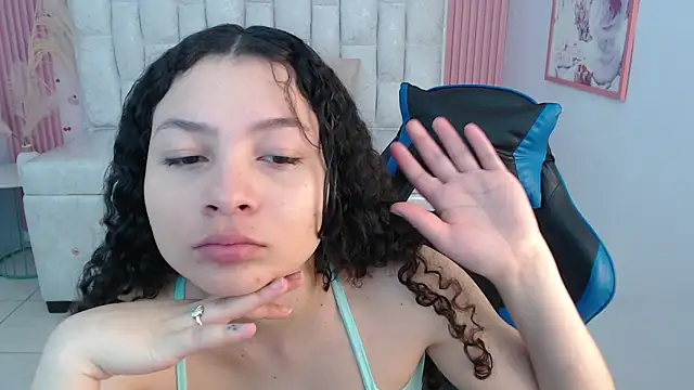 shalon diaz s online show from October 27, 2025, 1:04 pm