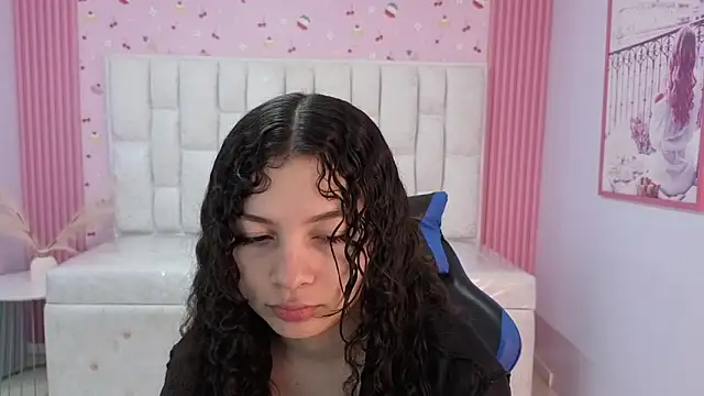 shalon diaz s online show from February 5, 2026, 1:05 pm