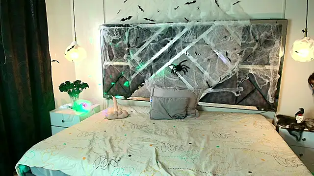 MysticMature online show from October 6, 2025, 3:20 pm