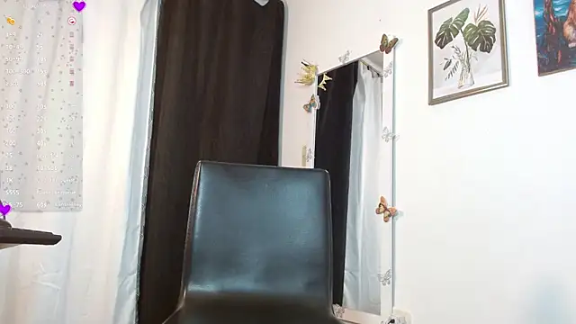 SophiaJohnson 17 online show from October 3, 2025, 8:50 pm