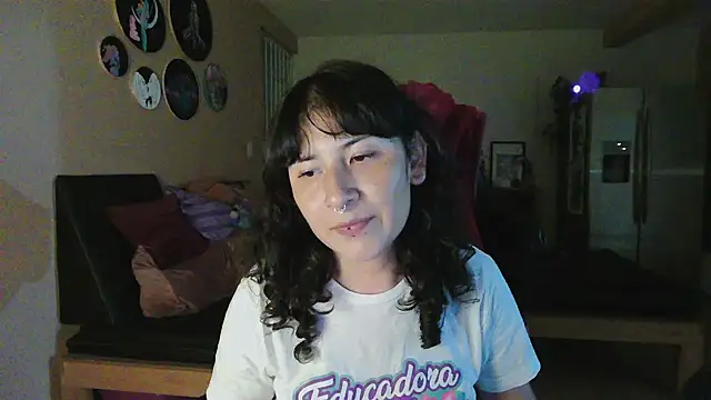 GinnyDelice online show from September 12, 2025, 2:00 am