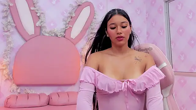 LIA SWAN  online show from February 7, 2026, 5:11 am