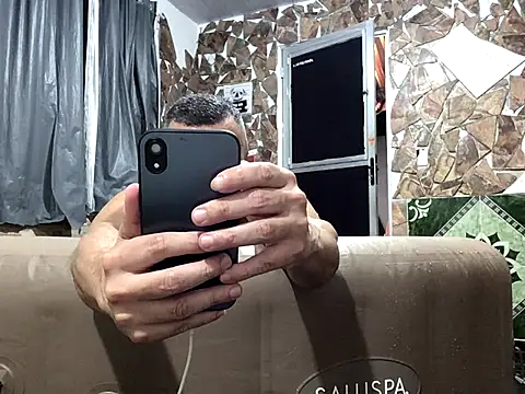 grossocalibre20 online show from November 15, 2025, 2:53 am