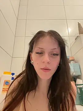 Ciara2004 online show from November 8, 2025, 9:09 am