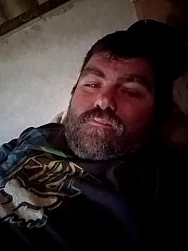 Snapshot of Rcraigue4 chatting on February 4, 2025, 10:55 pm Rcraigue4 online show from February 4, 2025, 10:55 pm