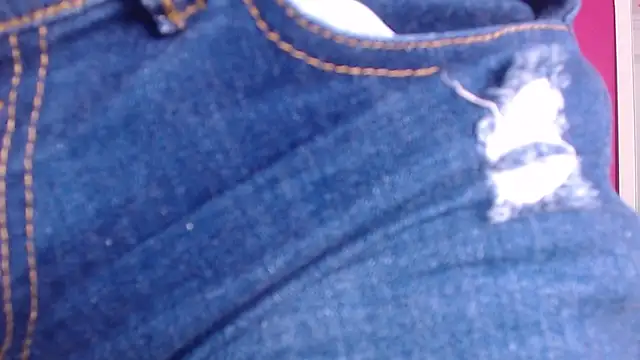 tinyy whore18 online show from October 16, 2025, 4:19 pm