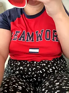 Snapshot of haskadin chatting on October 13, 2025, 9:09 am haskadin online show from October 13, 2025, 9:09 am