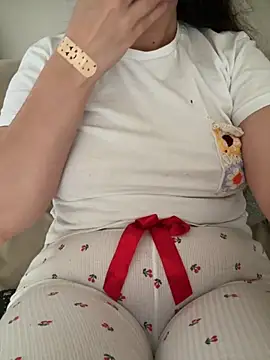 Snapshot of haskadin chatting on October 23, 2025, 8:13 am haskadin online show from October 23, 2025, 8:13 am