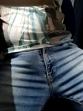 Greeneyes0820 online show from November 18, 2025, 11:14 am