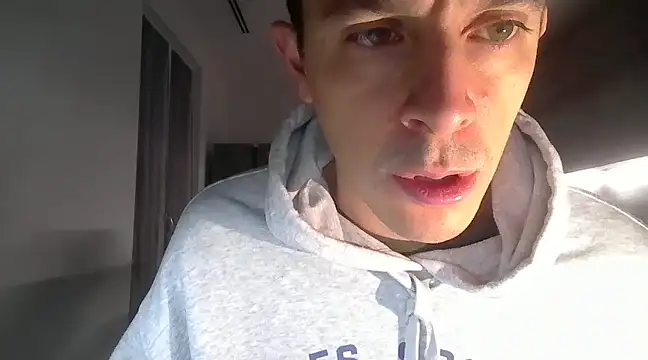 Snapshot of Masterclassyfeet chatting on February 3, 2025, 10:00 pm Masterclassyfeet online show from February 3, 2025, 10:00 pm