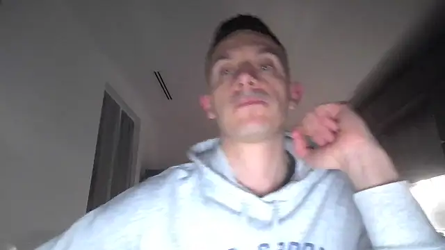 Snapshot of Masterclassyfeet chatting on February 7, 2025, 10:52 pm Masterclassyfeet online show from February 7, 2025, 10:52 pm