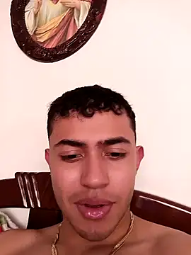 Snapshot of Thonny-becker chatting on February 7, 2025, 8:53 pm Thonny-becker online show from February 7, 2025, 8:53 pm