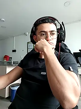 Snapshot of Thonny-becker chatting on February 9, 2025, 2:18 pm Thonny-becker online show from February 9, 2025, 2:18 pm