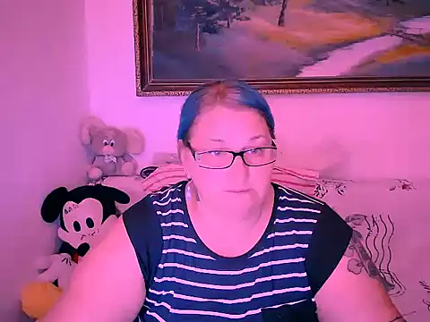 Snapshot of mayamayx chatting on September 13, 2025, 7:24 pm mayamayx online show from September 13, 2025, 7:24 pm