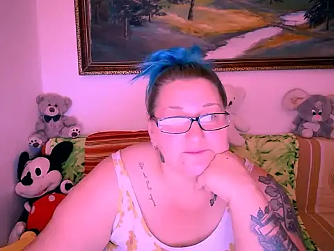 Snapshot of mayamayx chatting on October 10, 2025, 5:23 pm mayamayx online show from October 10, 2025, 5:23 pm