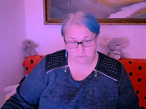 Snapshot of mayamayx chatting on October 24, 2025, 2:35 pm mayamayx online show from October 24, 2025, 2:35 pm