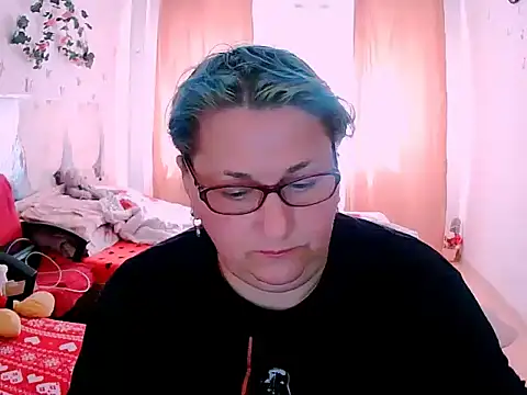 mayamayx online show from May 8, 2026, 8:08 am