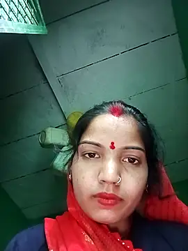 Snapshot of Bhuvi_Bedi chatting on January 28, 2025, 4:08 am Bhuvi Bedi online show from January 28, 2025, 4:08 am