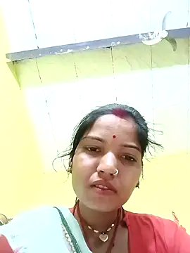 Snapshot of Bhuvi_Bedi chatting on January 31, 2025, 7:39 am Bhuvi Bedi online show from January 31, 2025, 7:39 am