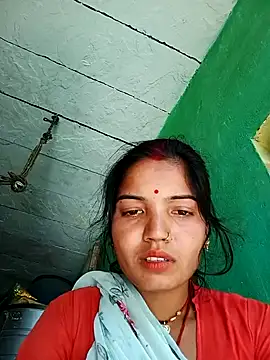 Snapshot of Bhuvi_Bedi chatting on February 8, 2025, 9:24 am Bhuvi Bedi online show from February 8, 2025, 9:24 am