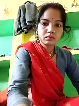 Snapshot of Bhuvi_Bedi chatting on February 9, 2025, 10:43 pm Bhuvi Bedi online show from February 9, 2025, 10:43 pm