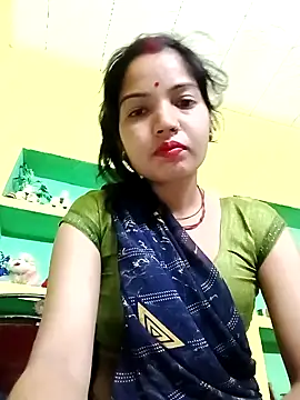 Snapshot of Bhuvi_Bedi chatting on February 15, 2025, 9:59 pm Bhuvi Bedi online show from February 15, 2025, 9:59 pm