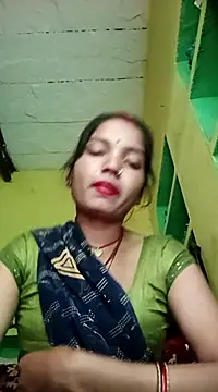 Snapshot of Bhuvi_Bedi chatting on February 28, 2025, 4:54 am Bhuvi Bedi online show from February 28, 2025, 4:54 am