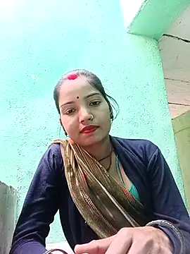 Snapshot of Bhuvi_Bedi chatting on March 3, 2025, 5:09 am Bhuvi Bedi online show from March 3, 2025, 5:09 am