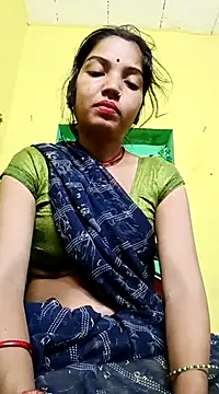 Snapshot of Bhuvi_Bedi chatting on March 6, 2025, 6:05 pm Bhuvi Bedi online show from March 6, 2025, 6:05 pm