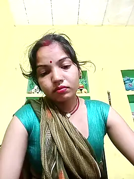 Snapshot of Bhuvi_Bedi chatting on March 11, 2025, 4:40 pm Bhuvi Bedi online show from March 11, 2025, 4:40 pm