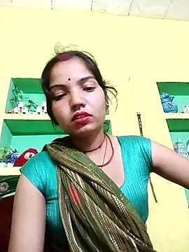 Snapshot of Bhuvi_Bedi chatting on March 13, 2025, 4:45 pm Bhuvi Bedi online show from March 13, 2025, 4:45 pm