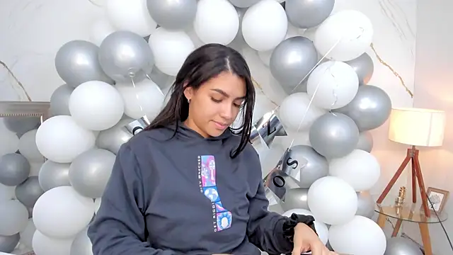 fierygroup online show from October 10, 2025, 11:48 pm