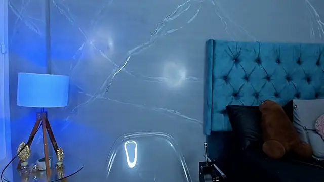 fierygroup online show from February 10, 2026, 1:32 am