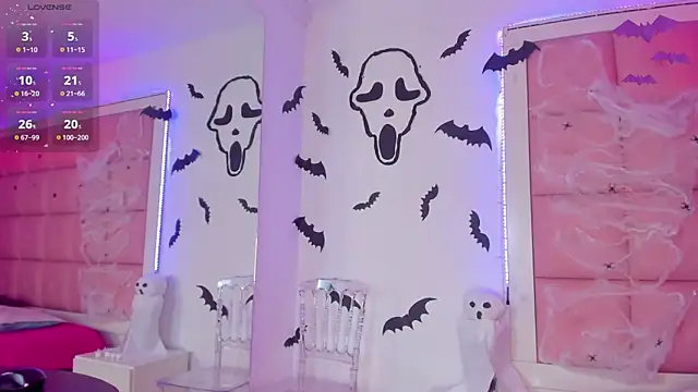 Snapshot of Lili_Bykers chatting on October 25, 2025, 12:02 pm Lili Bykers online show from October 25, 2025, 12:02 pm