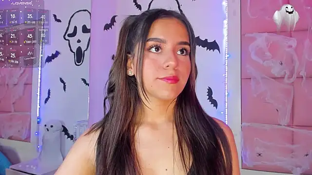 Snapshot of Lili_Bykers chatting on October 30, 2025, 7:47 pm Lili Bykers online show from October 30, 2025, 7:47 pm