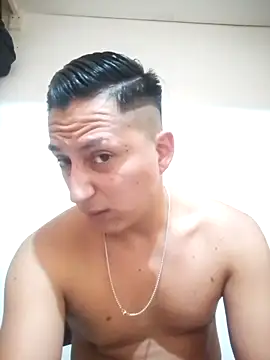 Snapshot of LuisMex1998 chatting on September 14, 2025, 8:52 pm LuisMex1998 online show from September 14, 2025, 8:52 pm