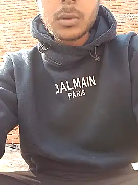 Snapshot of badboy927 chatting on February 4, 2025, 8:13 am badboy927 online show from February 4, 2025, 8:13 am