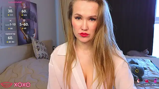 Snapshot of DianaShermy chatting on February 7, 2026, 11:14 am DianaShermy online show from February 7, 2026, 11:14 am