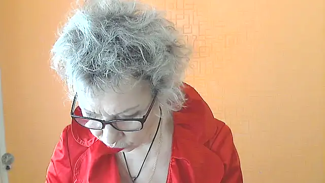 Snapshot of NessyJenixs chatting on May 4, 2026, 6:09 am NessyJenixs online show from May 4, 2026, 6:09 am