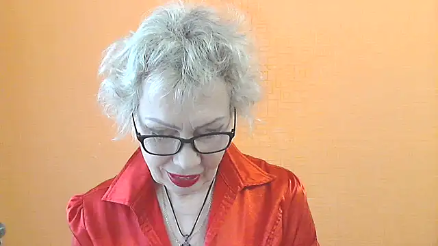 Snapshot of NessyJenixs chatting on May 16, 2026, 6:32 am NessyJenixs online show from May 16, 2026, 6:32 am