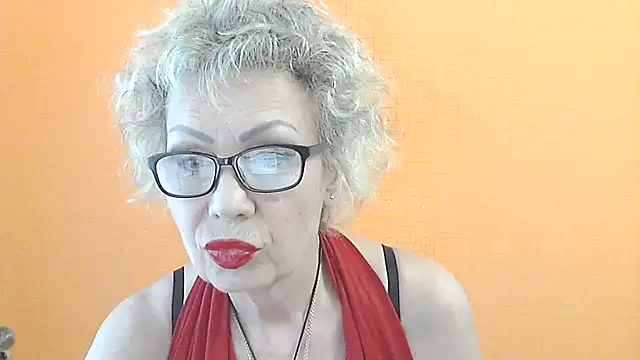 NessyJenixs online show from June 12, 2026, 12:59 pm