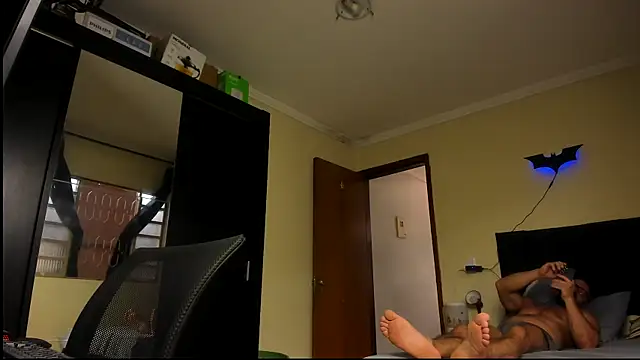 sexyflight online show from November 7, 2025, 4:51 pm