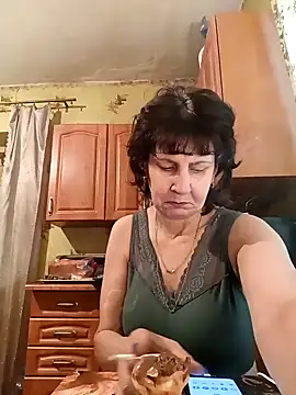 Laura Kiss online show from January 17, 2025, 8:45 am
