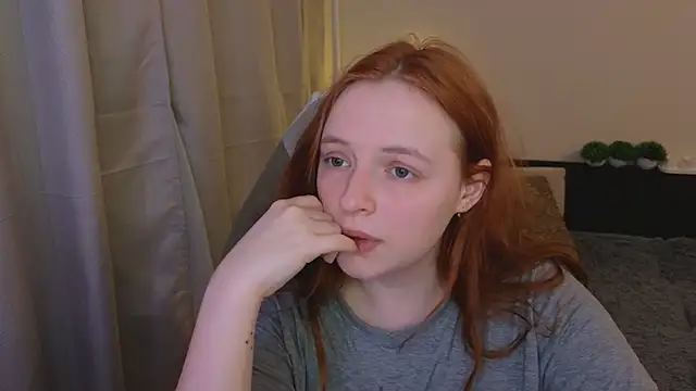 Snapshot of Hanna_melon chatting on March 15, 2025, 10:00 pm Hanna melon online show from March 15, 2025, 10:00 pm