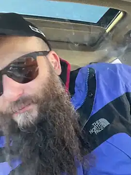 MasterMike2030 online show from March 18, 2025, 3:31 pm