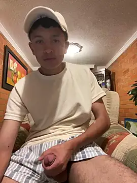 sebaxx8  online show from February 10, 2025, 4:08 am